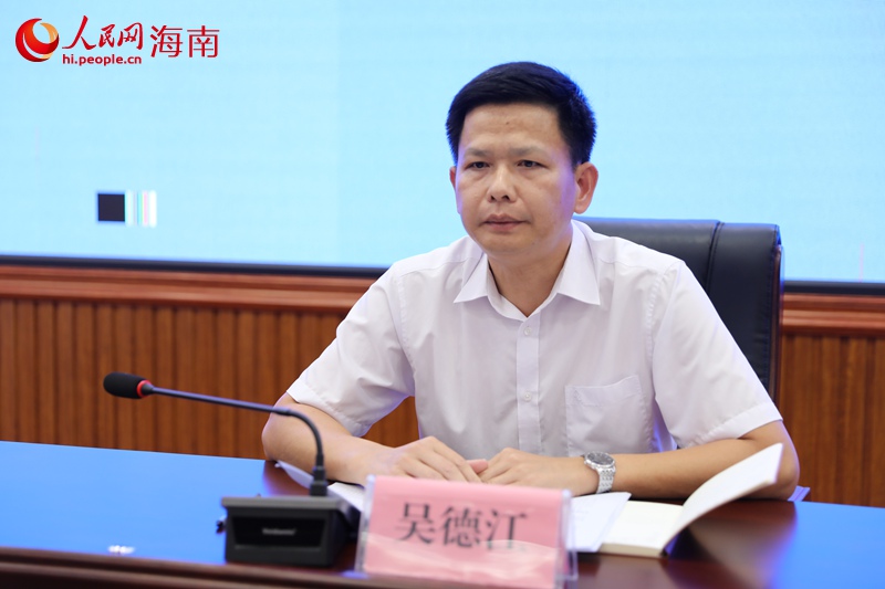 开云真人 开云真人平台瓊中發布開發旅游客源市場促進消費獎勵補貼辦法(图1) 开云真人 开云真人平台瓊中發布開發旅游客源市場促進消費獎勵補貼辦法(图1)