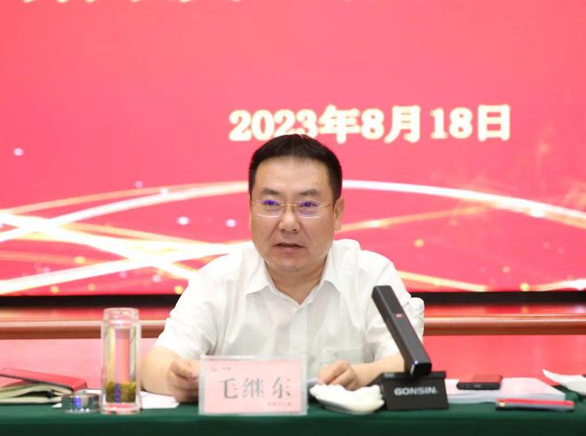 开云真人 开云真人官网陕建控股集团召开市场开发工作交流研讨会(图1) 开云真人 开云真人官网陕建控股集团召开市场开发工作交流研讨会(图1)