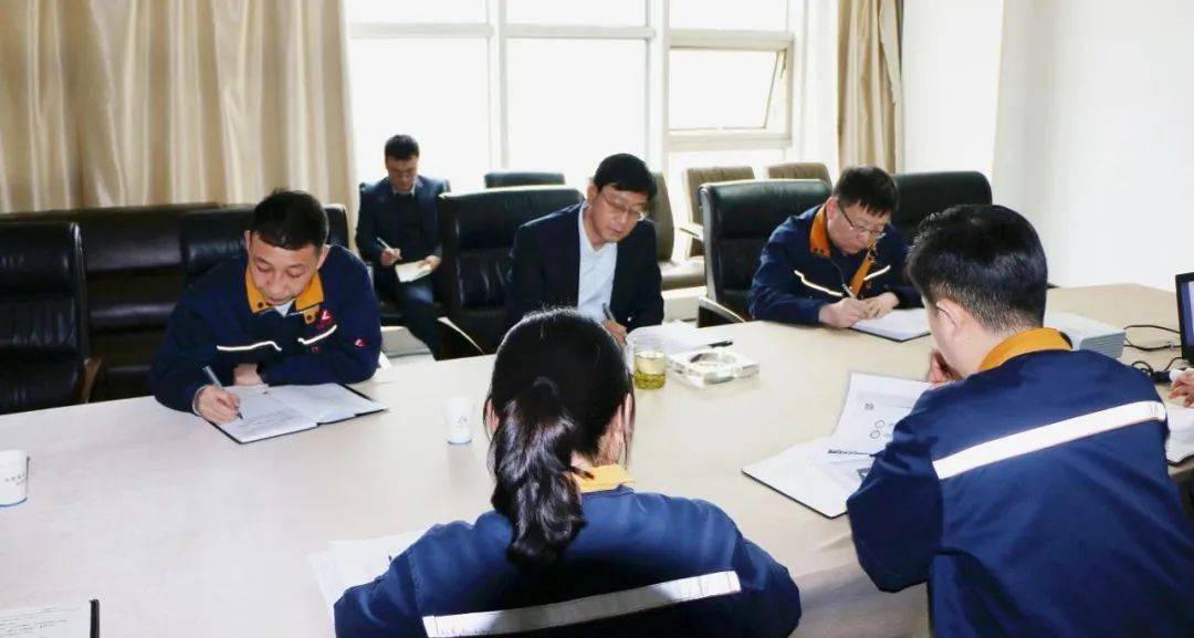 【企业新闻】刘瑞平调研市场开发部时强调：市场工作要创新、改革、释放活力(图2)