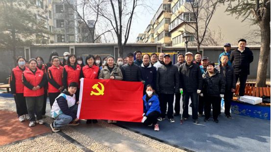 济南热力集团市场开发部开展“巾帼展风采情暖雷锋月”志愿活动(图1) 济南热力集团市场开发部开展“巾帼展风采情暖雷锋月”志愿活动(图1)